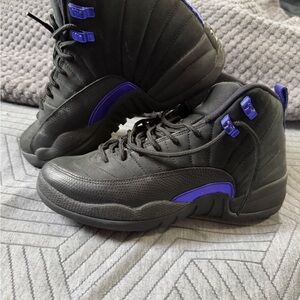Jordan Retro 12 Black and Purple Boys Sneakers